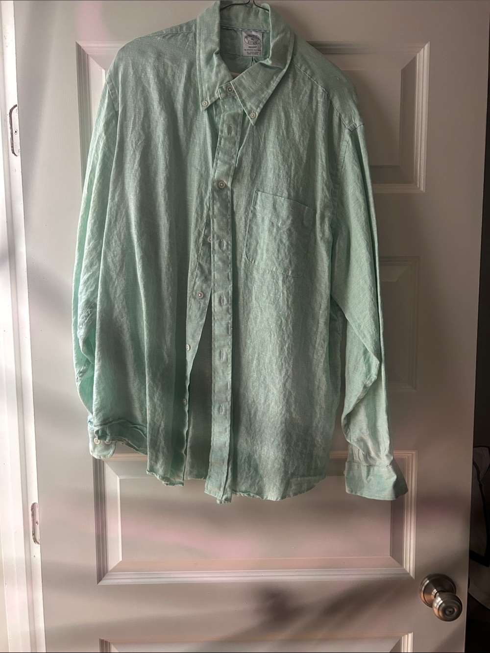 Brooke Brothers Men's Linen Button-Up Shirt in Mint Green